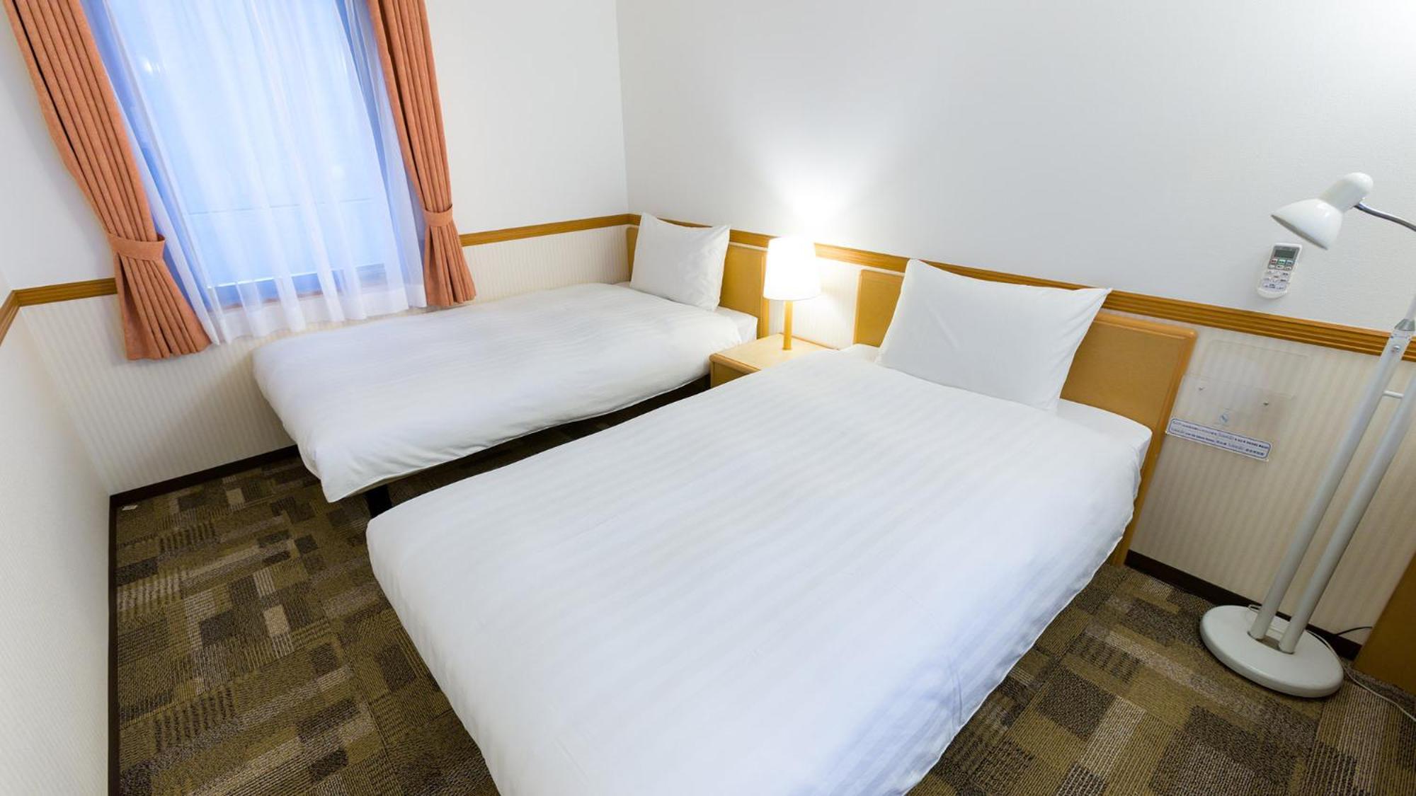Toyoko Inn Fukuyama-Eki Shinkansen Minami-Guchi Zimmer foto