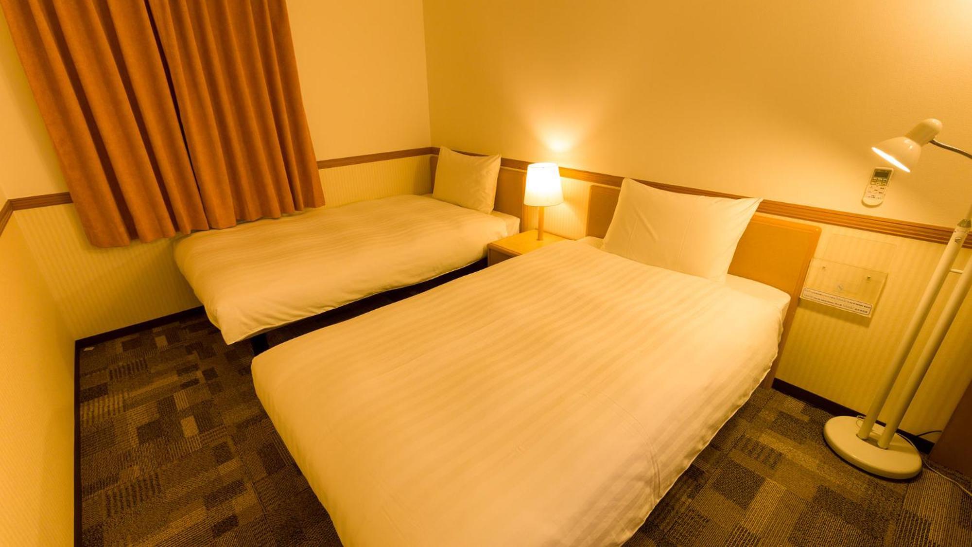 Toyoko Inn Fukuyama-Eki Shinkansen Minami-Guchi Zimmer foto